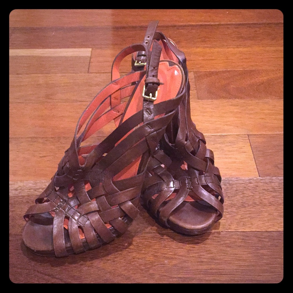 Awesome brown leather via Spiga Sandals
